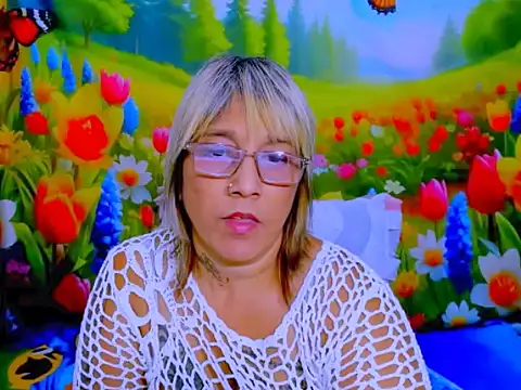 indianroxy's Live XXX Chat