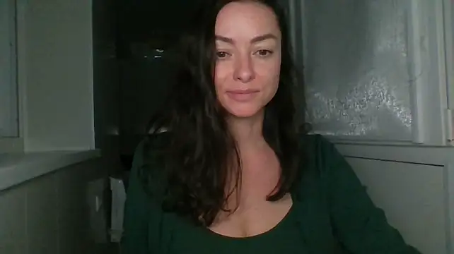 XXX chat uživo modela Mia_Salamanka