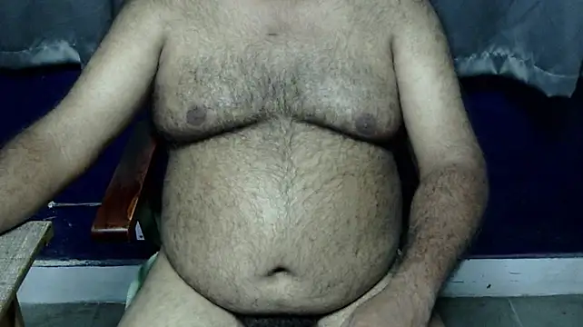 Chat XXX en directo de hairysubcub_70