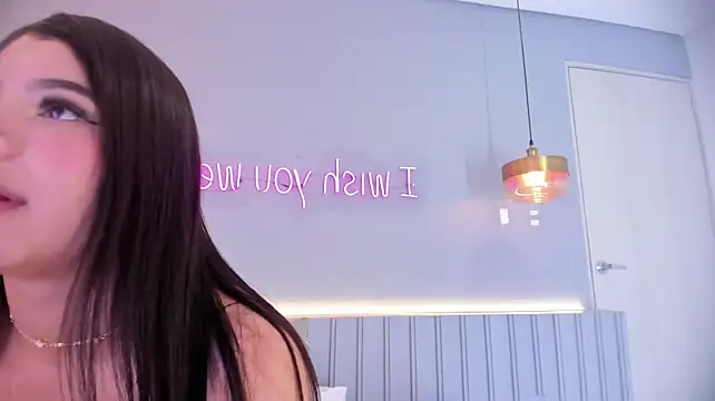 cherry_monroe élő XXX-chatje