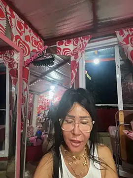 sweetieme's Webcam Show