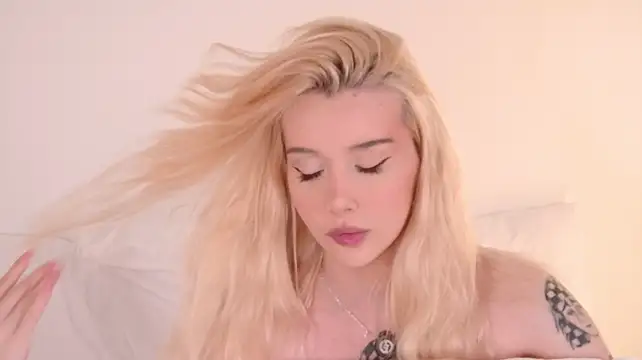 Nesolla Chat XXX live