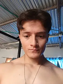 Chat XXX en directo de Davitfitnosuke