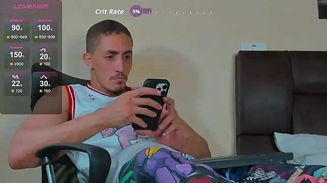 Онлайн чат XXX MikeRoss7777