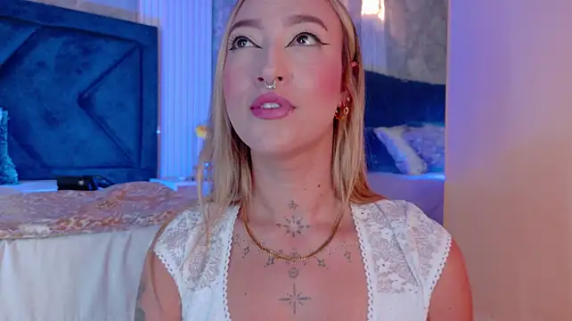 MollyCruz Live XXX-Chat