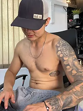 Chat XXX ao vivo de Alexander_ferre