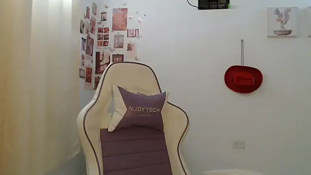 InocentHeaven1 XXX чат на живо