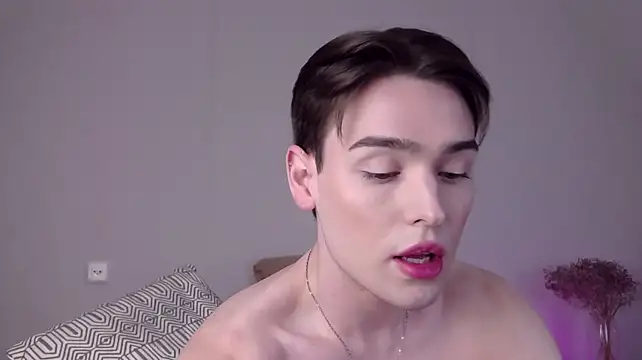 RobbyCharming élő XXX-chatje