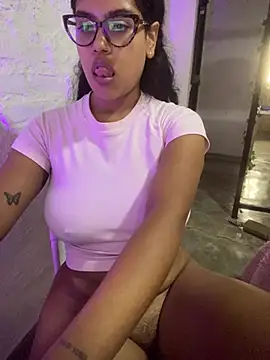 Chat XXX en directo de Kittybrown18
