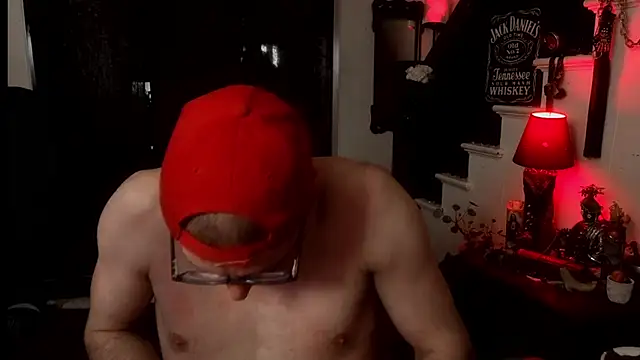 XXX chat uživo modela MasterDaddyCool