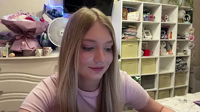 Chat XXX en directo de MayaStarlight