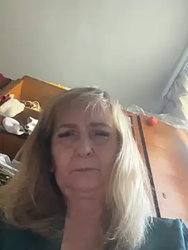 Chat XXX en directo de Irina2909@xh