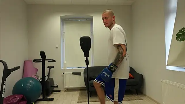 Igor_Wilde élő XXX-chatje