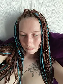 Chat +18 de Frost_foxy ao vivo