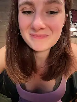 XXX chat uživo modela Dina_Tease