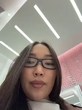 Chat XXX en directo de trytomakememoam