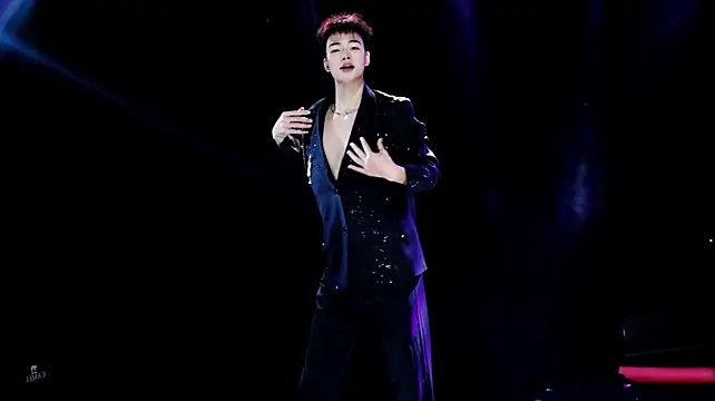 Exo-cbo Live XXX-chat