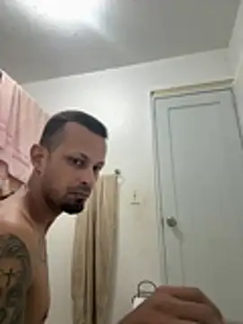 glok2153 Live XXX Chat