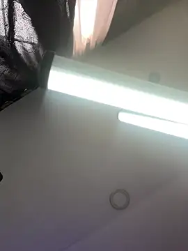 NikkiNix Chat XXX in diretta
