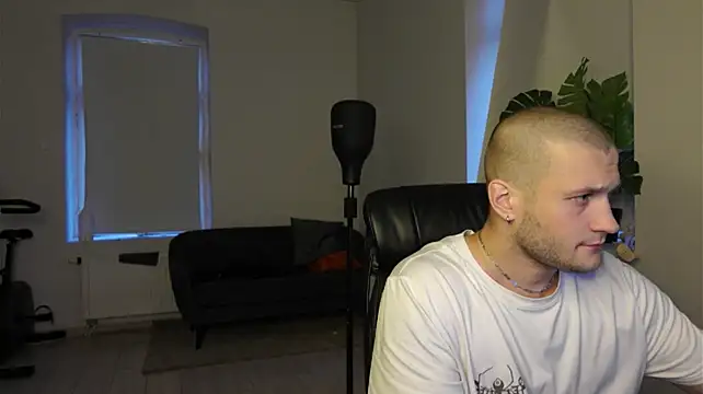 Igor_Wilde Live XXX-Chat