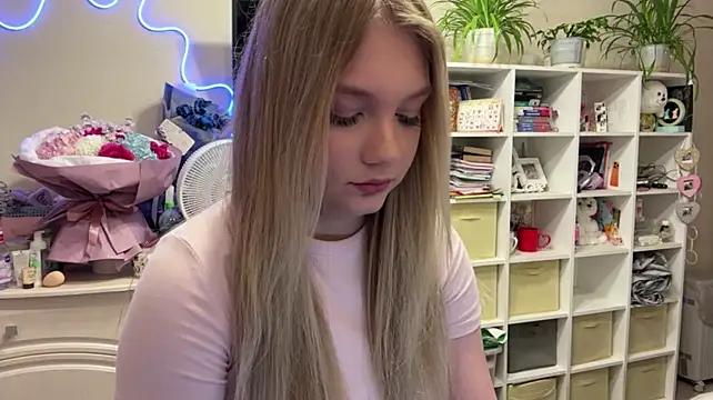 Chat XXX en directo de MayaStarlight