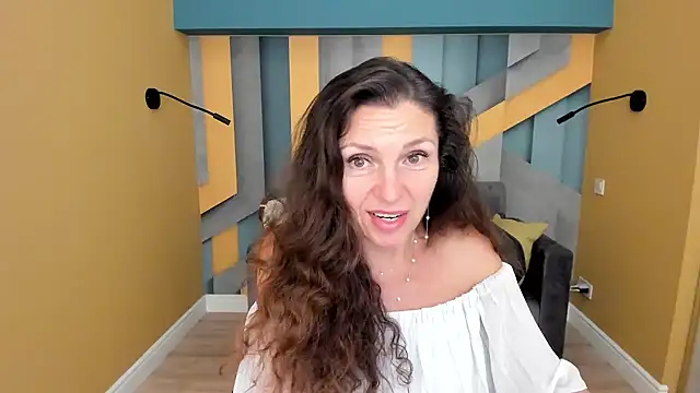 Chat XXX en directo de EllaLong