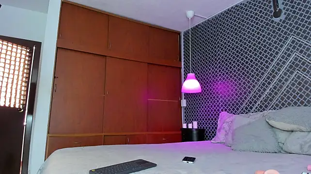 Chat XXX en directo de Aleja_bloom