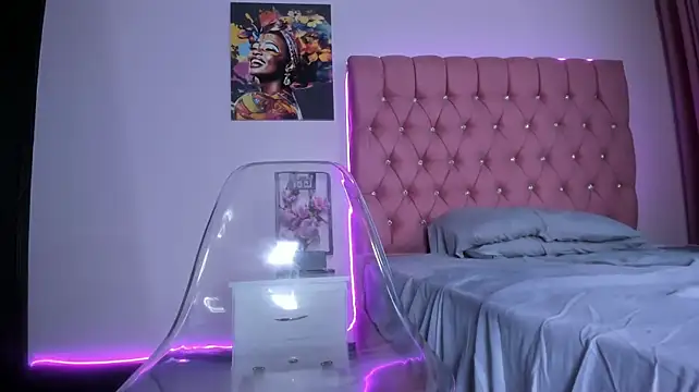 VanillaFlo Live XXX-Chat