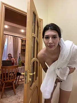 دردشة RussianGirls_ الجنسية المباشرة
