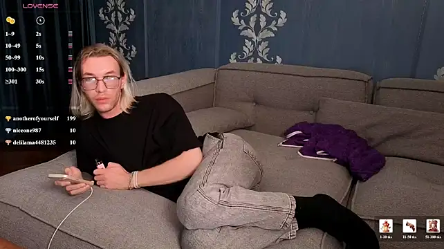 FelixMod live XXX chat