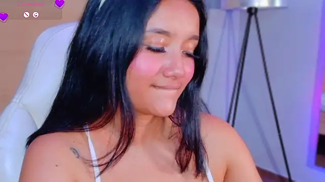 Chat XXX en directo de HannahMontgomery