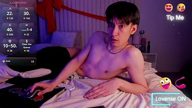 Онлайн чат XXX CalvinChapman