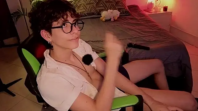 Matty_Sparkk Adlı Modelin Canlı XXX Sohbeti