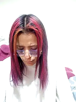 Lya_Ross19 Adlı Modelin Canlı XXX Sohbeti