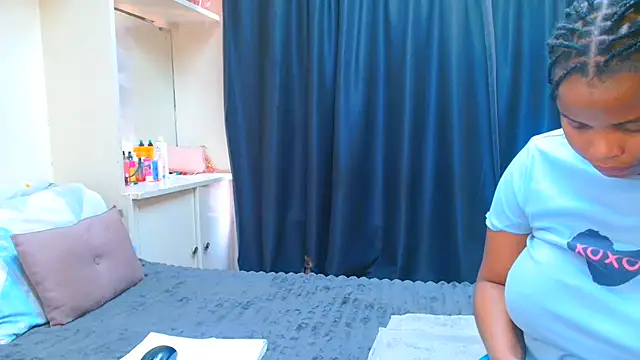 Czat XXX na żywo – Xoli_11
