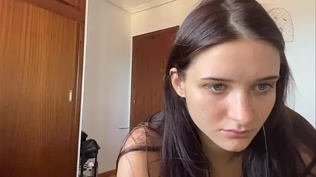 RoseDiebol's Live XXX Chat