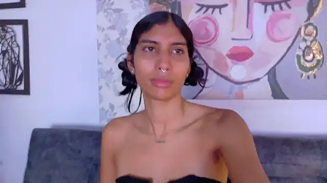 taty_miller's Live Chat Room