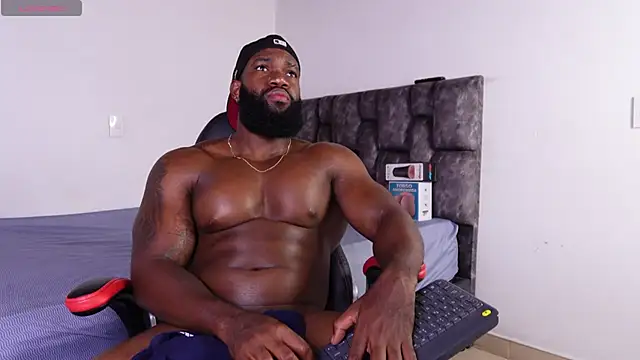 james_musclebbc's Live XXX Chat