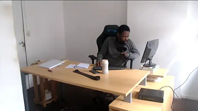 Chat XXX ao vivo de Mastertopdome