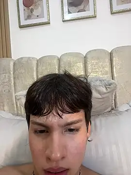 max_hunter1 即時 XXX 聊天
