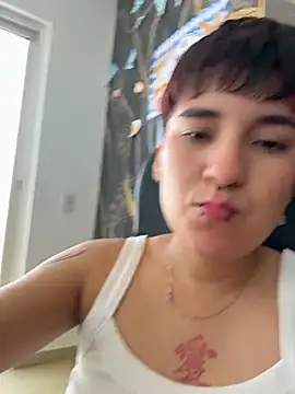 Chat +18 de emma_cute7 ao vivo