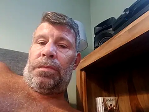stud2512 – Live XXX-chat