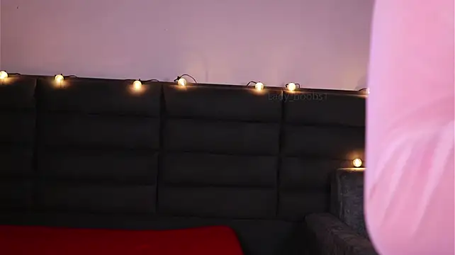 Chat XXX en directo de kathieandpovcock1