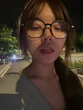 Puting_q's Live XXX Chat