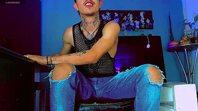 HannibalLester live XXX chat