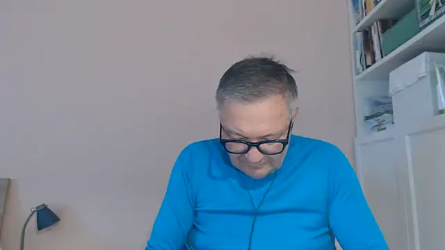 YOU6men Live XXX chat