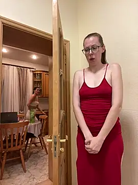 RussianGirls_'s Live Chat Room