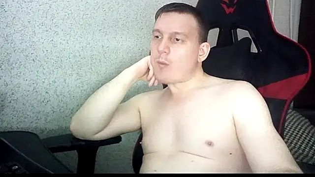 MysteriousWanderer Show in webcam