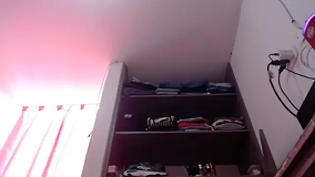 nicolle_milf1978 – Live XXX-chat