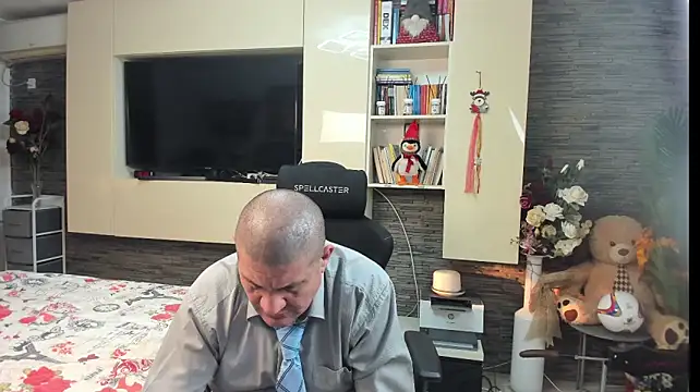 دردشة SpartacusDaddy48 الجنسية المباشرة